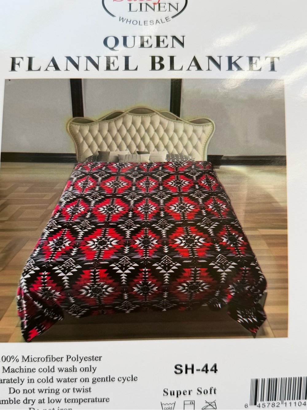 Brand New Queen size soft blanket Aztec print Black Red